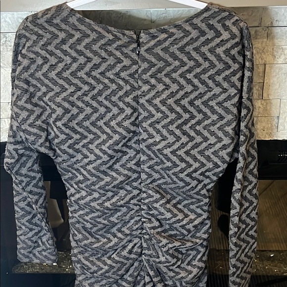 Tracy Reese Gray Bodycon Dress with V-neck and 3/4 Sleeves for Cocktail - Picture 12 of 16